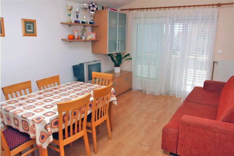 Povoljan privatni smještaj Makarska - Apartman Marita A6 / 02