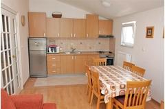 Jeftin privatni smještaj Makarska - Apartman Marita A6 / 04