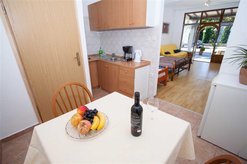 Makarska apartmani za 2 osobe - Apartman Kovacic app3 / 10