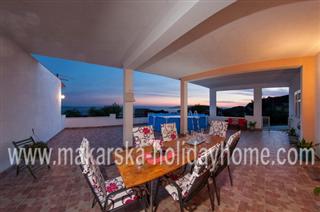 Tanie Apartament z bazenom Makarska - Apartman Turina