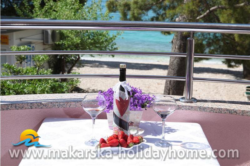 Makarska Riviera Promajna - Beachfront Rooms Karla S2 / 14