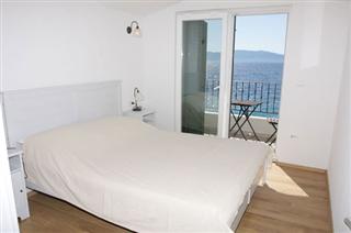 Zaostrog apartments near the beach - Apartments Gojko