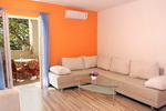 Croatia family holidays-Apartments Brela-lidija A 2