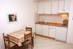 Lacné ubytovanie Makarska - Apartmány Slavko