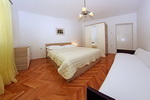 Makarska cheap apartments for 5 people - Apartmani Denis