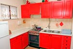 apartman pogled kroz prozor