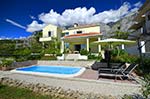 Ferienhaus mit pool in Makarska